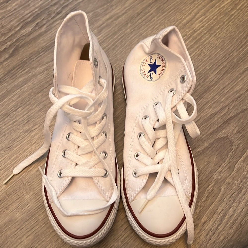 Converse Hightops